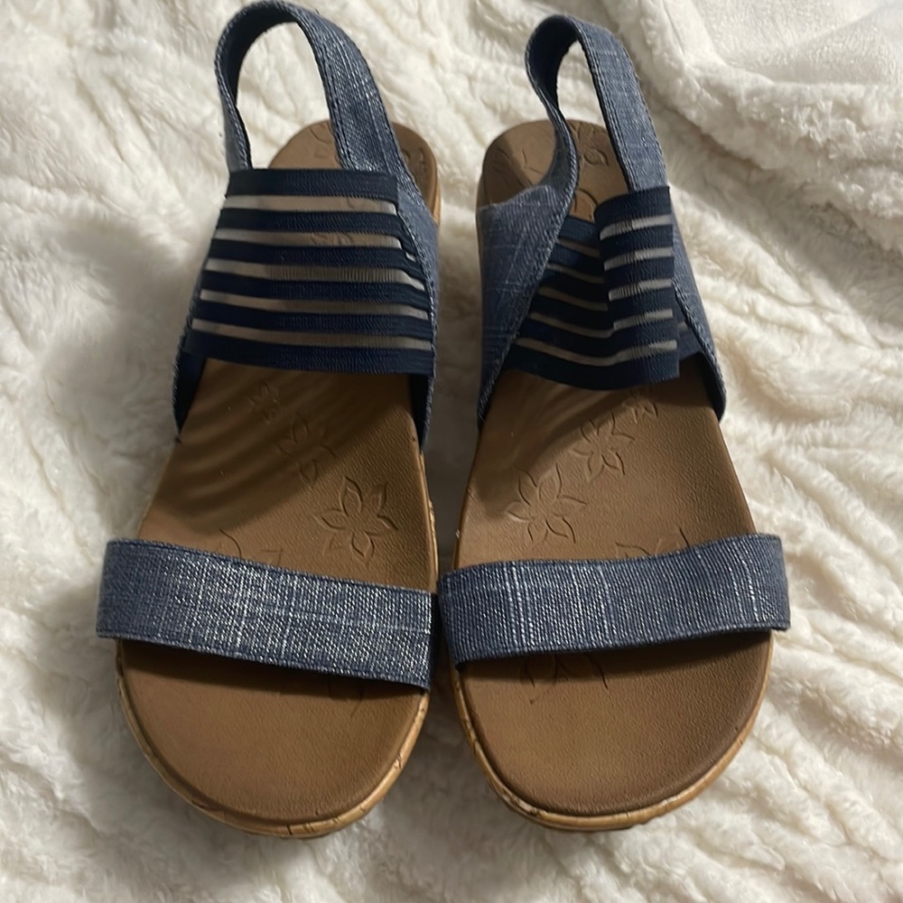 Skechers Luxe Foam sling back wedges